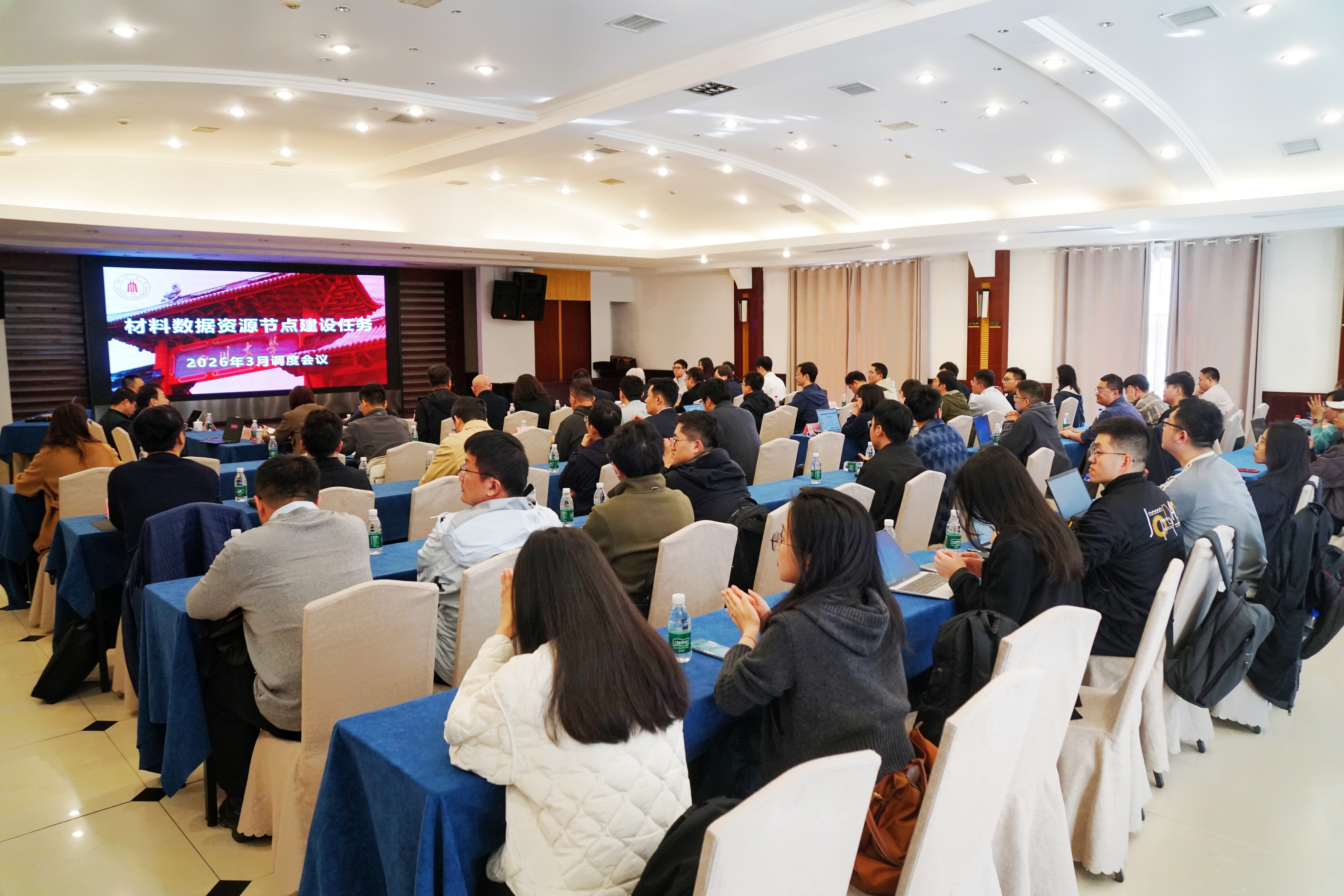 f103e86c4f9c46506e7e2250bedf9c26.jpg f103e86c4f9c46506e7e2250bedf9c26.jpg